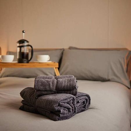 Nirvana Coastal Retreat Holiday Home เคย์ตัน ภายนอก รูปภาพ