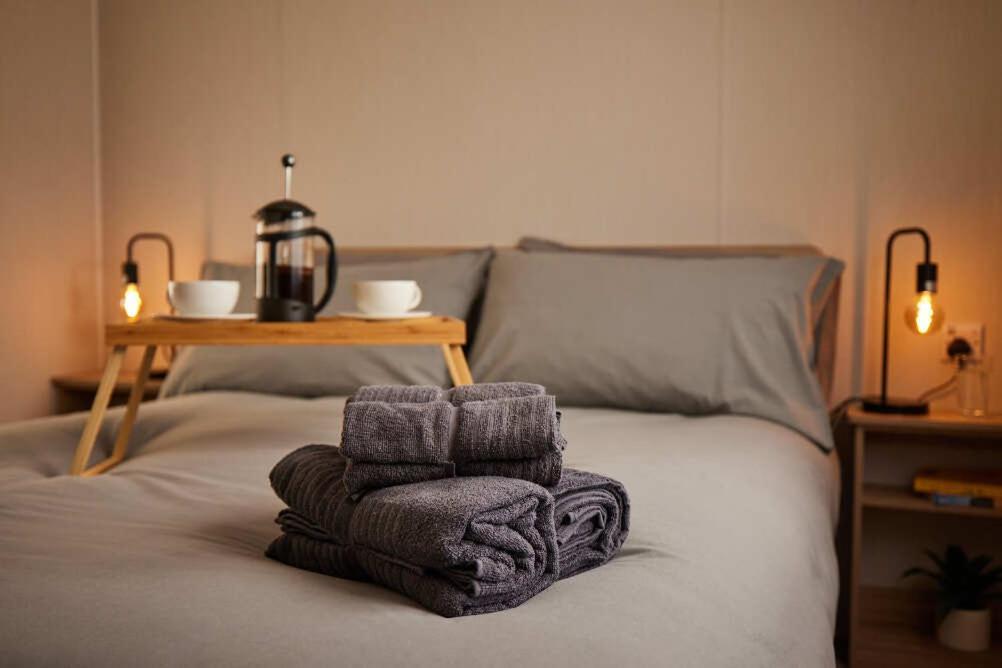 Nirvana Coastal Retreat Holiday Home เคย์ตัน ภายนอก รูปภาพ