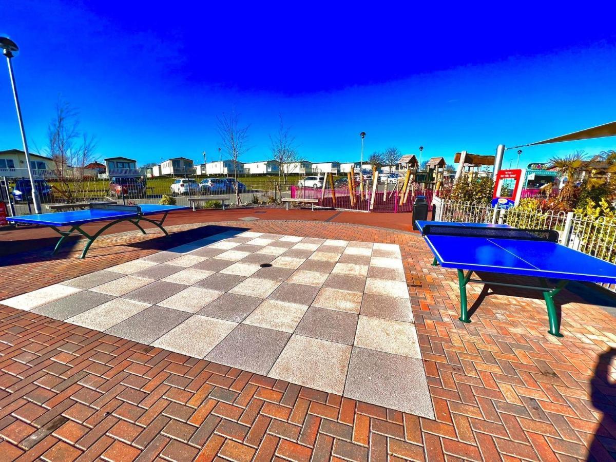 Nirvana Coastal Retreat Holiday Home เคย์ตัน ภายนอก รูปภาพ